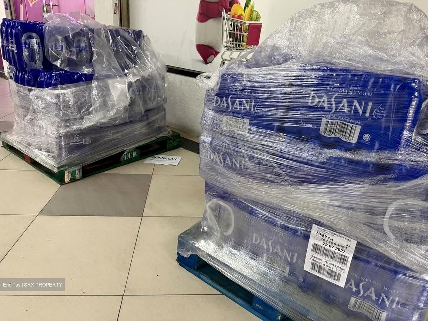 Boon Lay Shopping Centre (D22), Retail #612399801